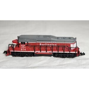 Arnold Burlington 974 Locomotive N Scale Made In Germany Pre-owned